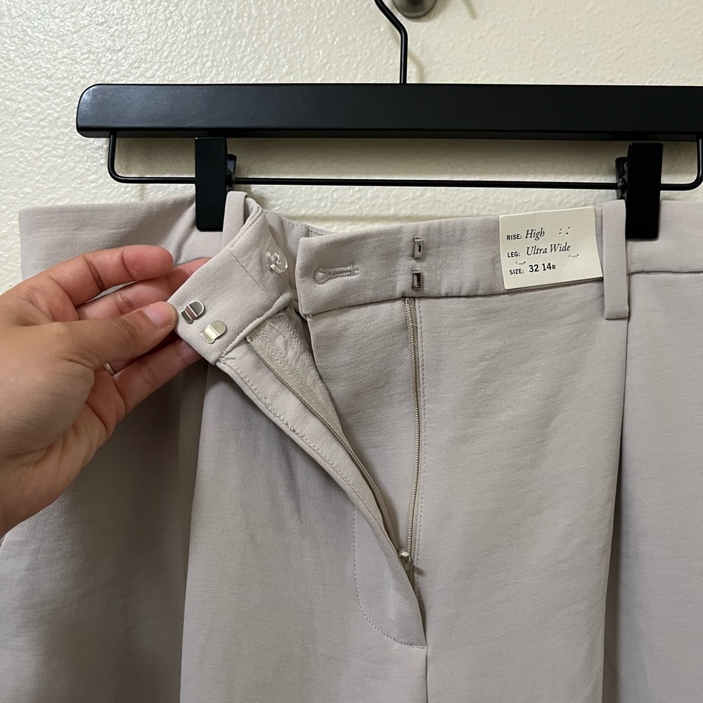•ABERCROMBIE & FITCH• Sloane Tailored Wide Leg Pant Sand Ultra High Rise - Picture 4 of 8